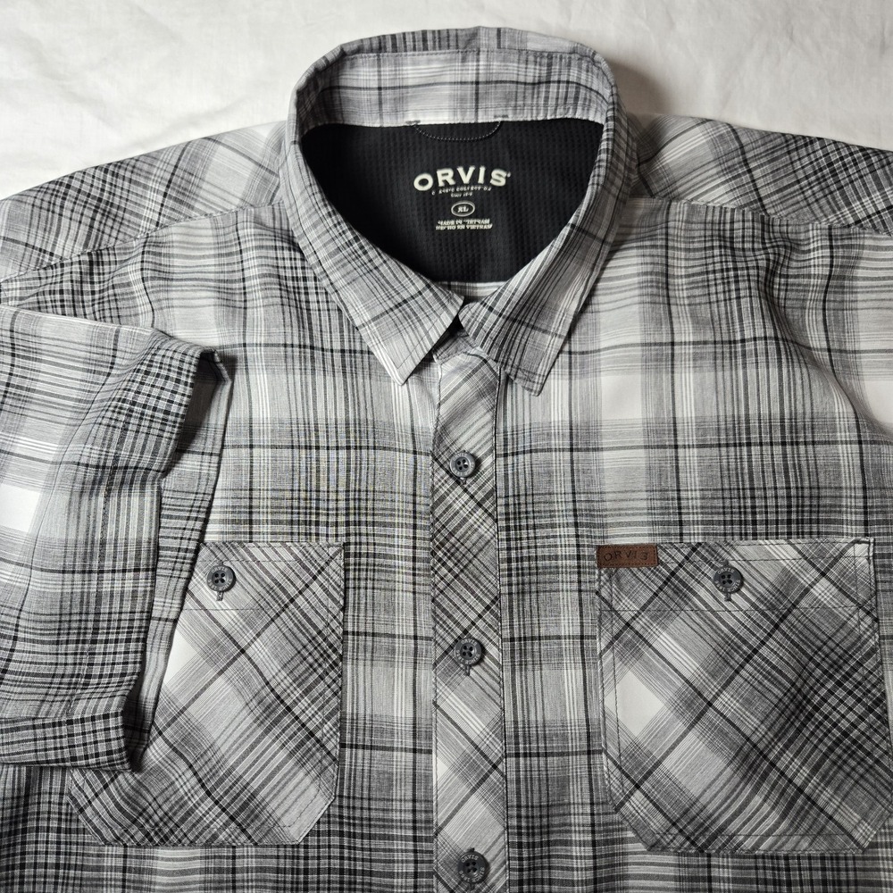 Orvis Shirt Mens XL Black White Short Sleeve Plaid Button‎ Up Polyester